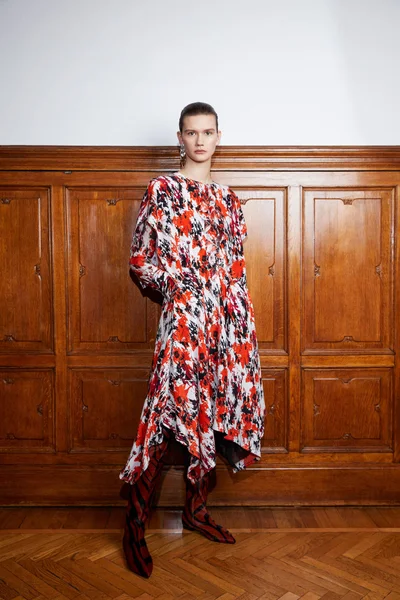 Look 1